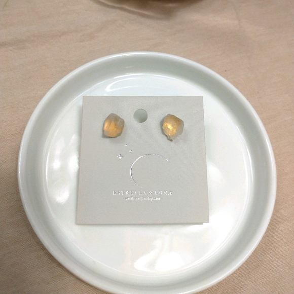 Raw Moon Stone Stud Earrings - Picture 1 of 3
